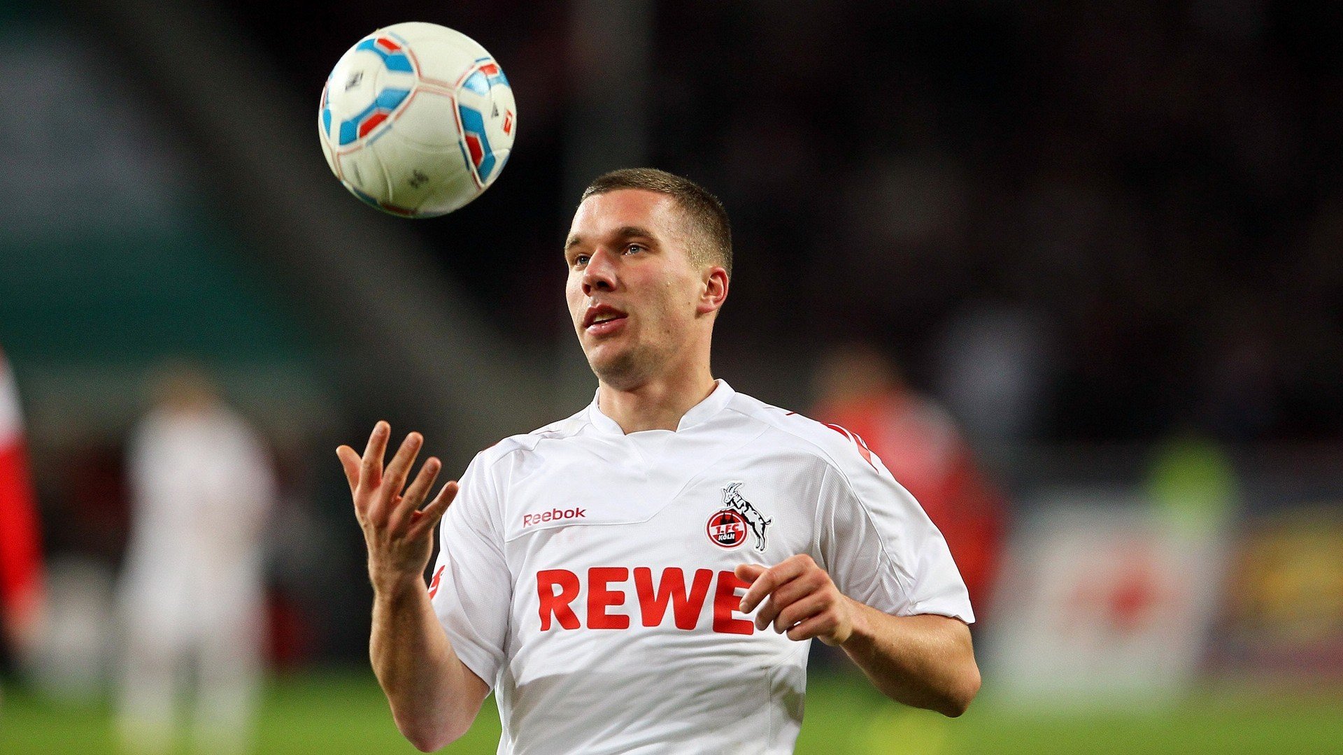 开云官方网站-戏剧化转变：别样风景的特色赛事，戏剧化场景