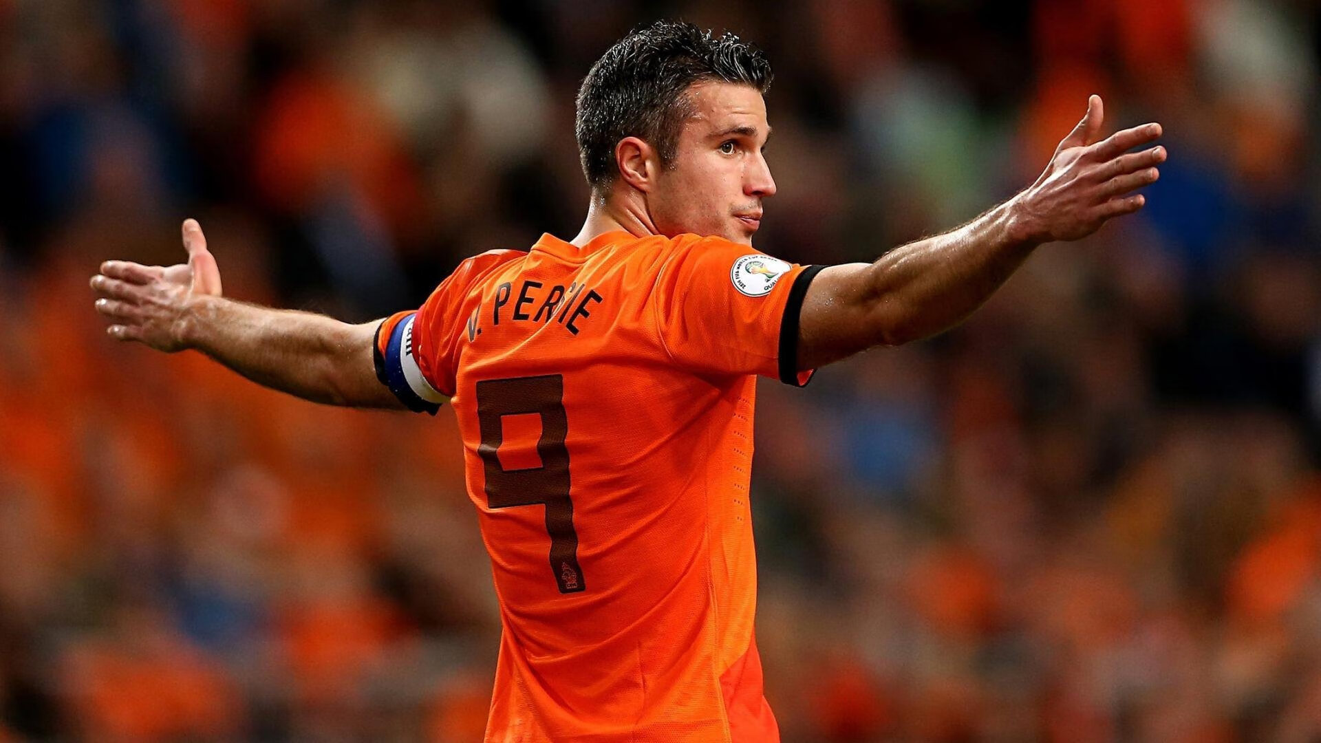 开云中国大陆-球员斗志昂扬，女足比赛赛场激情万丈，足球赛女足